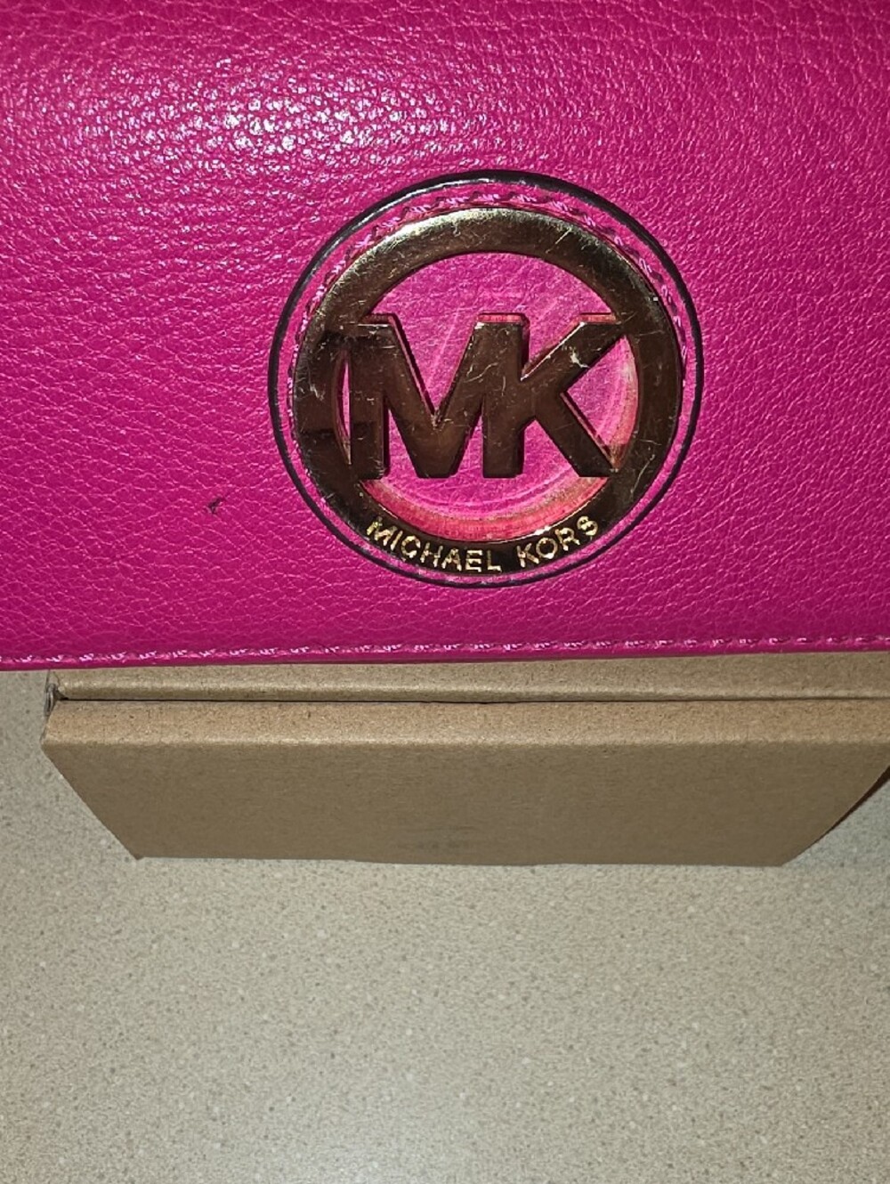 Michael Kors Hot Pink Leather Shoulder Bag with Matching Wallet - Picture 8 of 10
